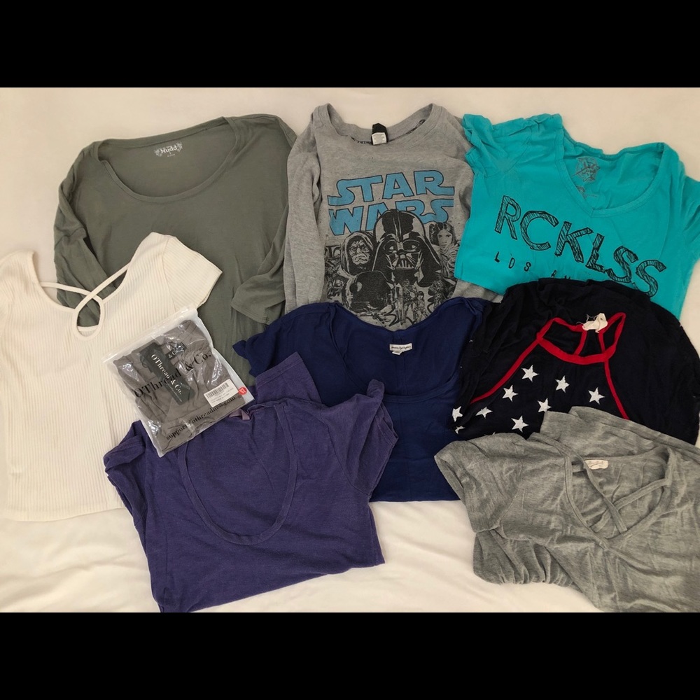 Women’s 9 shirt lot- small/mediums